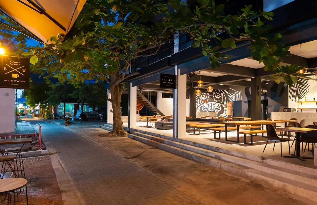 Savage Hostel Koh Tao-1